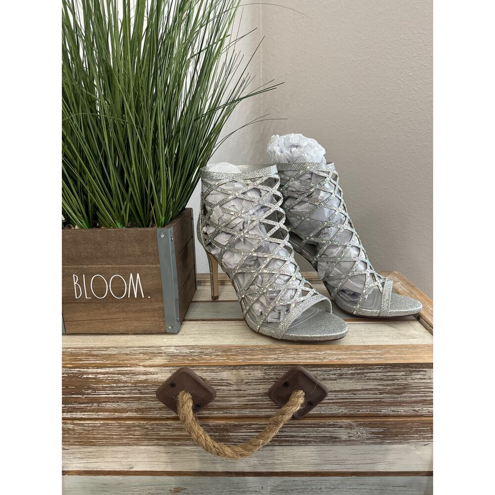 DREAM PAIRS Women's Silver Rhinestone Ankle Strap Open Toe Stiletto Heel Sandals